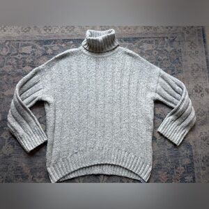 Topshop oversized turtleneck sweater. Size S. Good condition